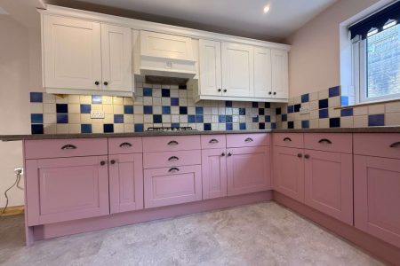 Professional Decorator, Kithcen respray, two tone after - 6