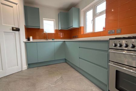 Professional Decorator, Kithcen respray, Green and Orange after 1